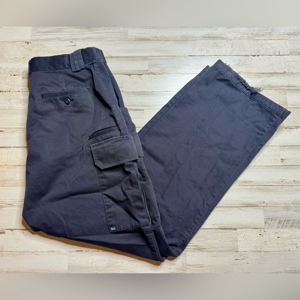 5.11 Tactical Cargo Pants Mens 36x35 Durable Workwear Ripstop Outdoor Navy Blue